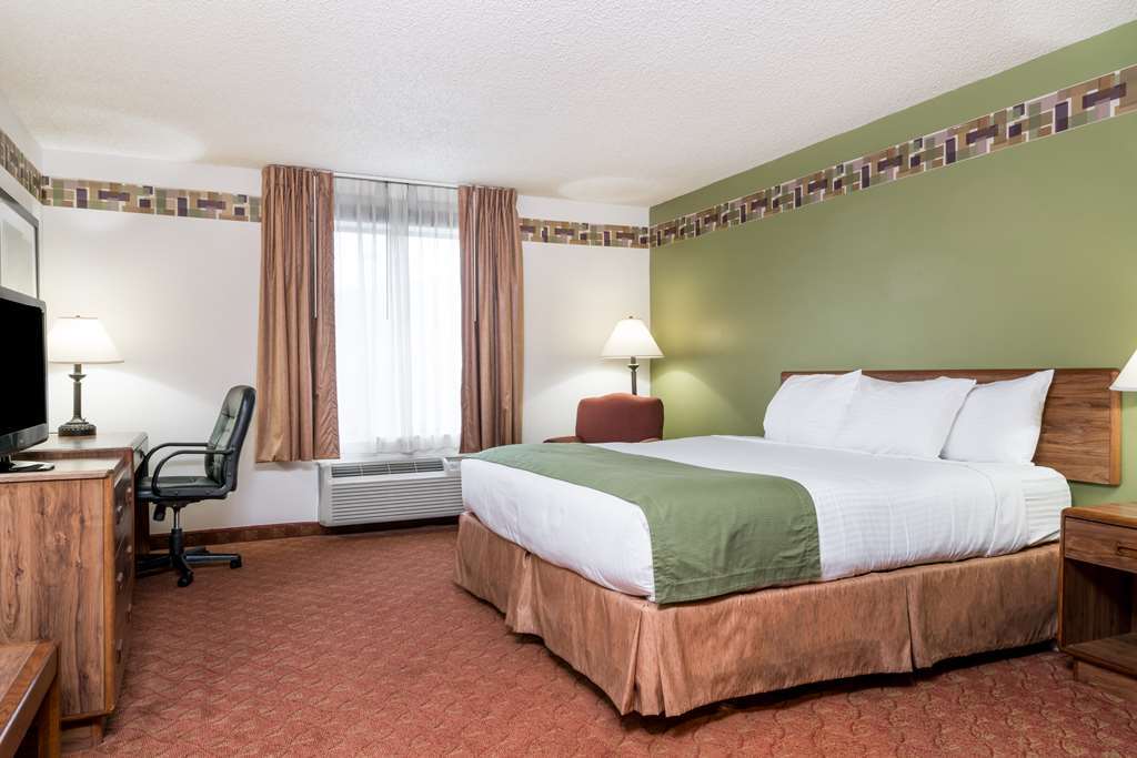 Days Inn & Suites By Wyndham Уосо Стая снимка