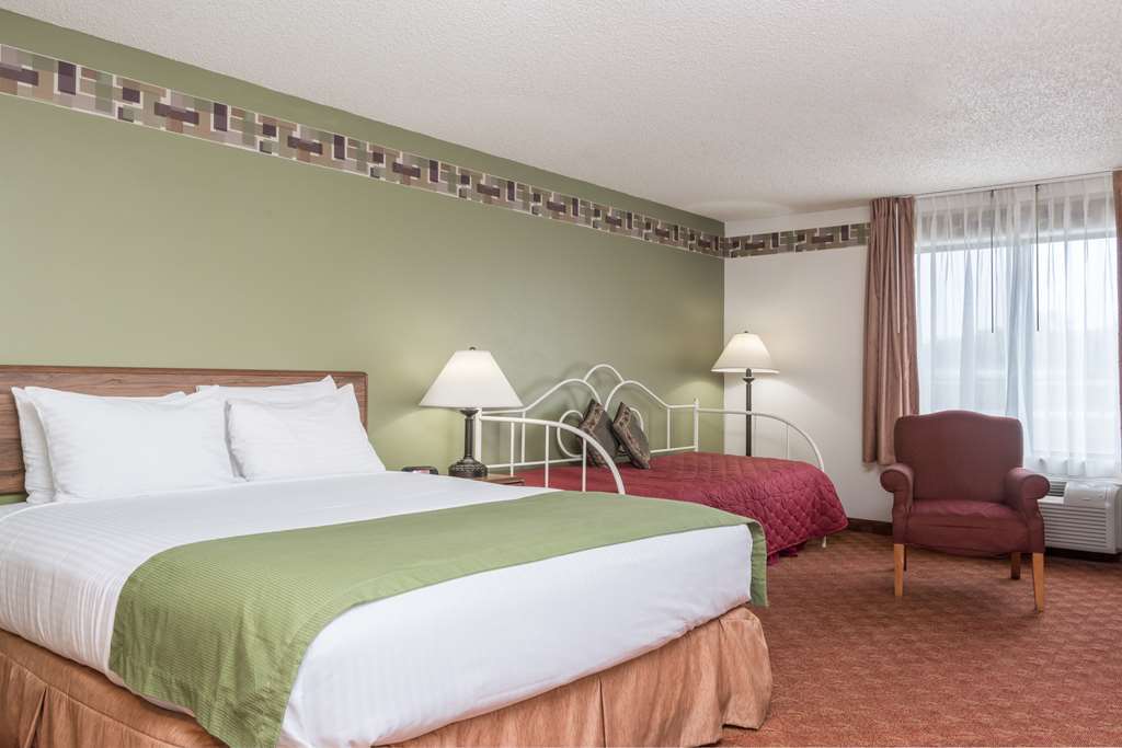 Days Inn & Suites By Wyndham Уосо Стая снимка